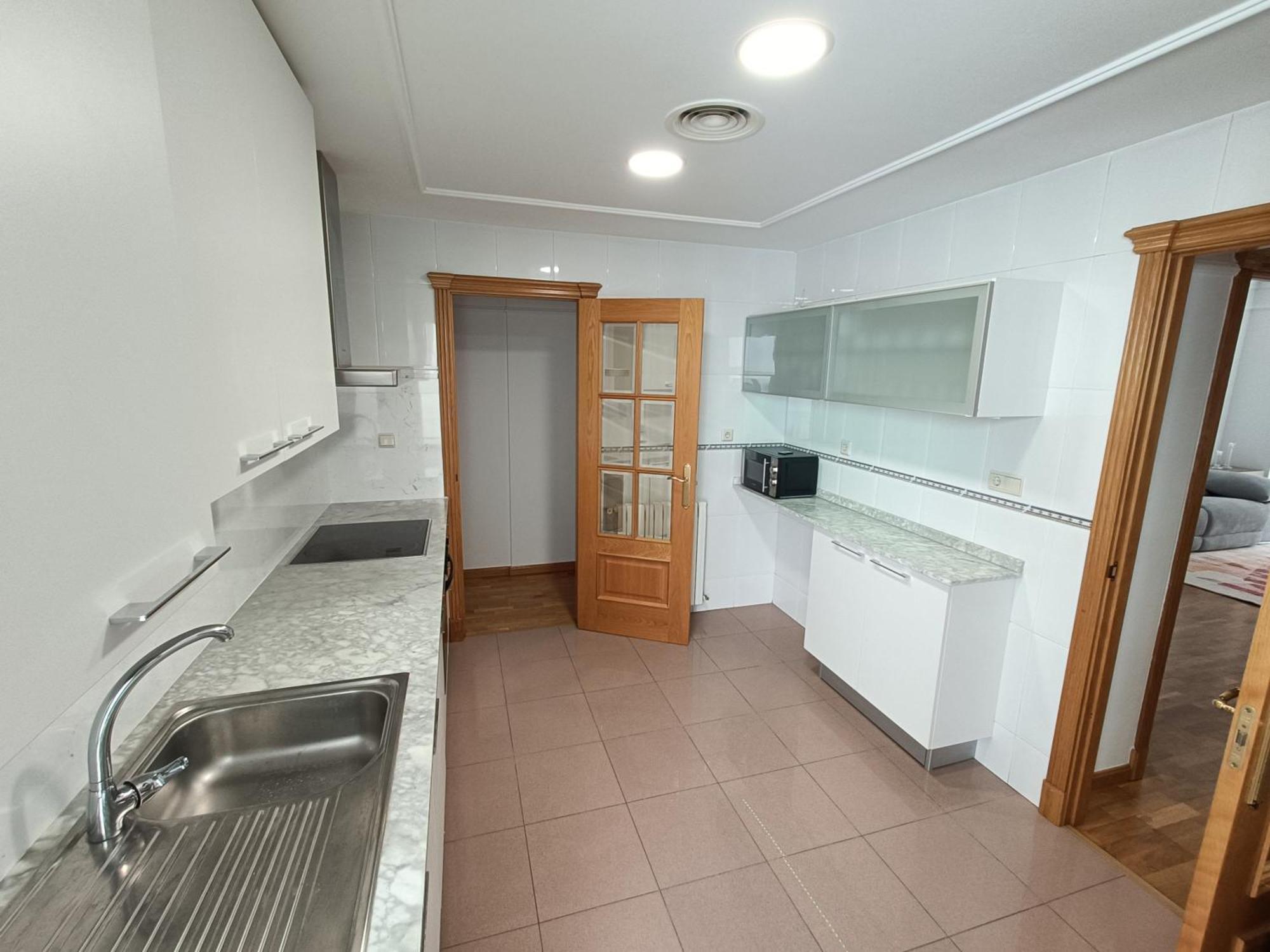 Appartamento Piso En Pleno Centro De Albacete Con Garaje Esterno foto